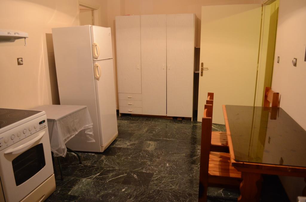 Kineta Apartments Zewnętrze zdjęcie