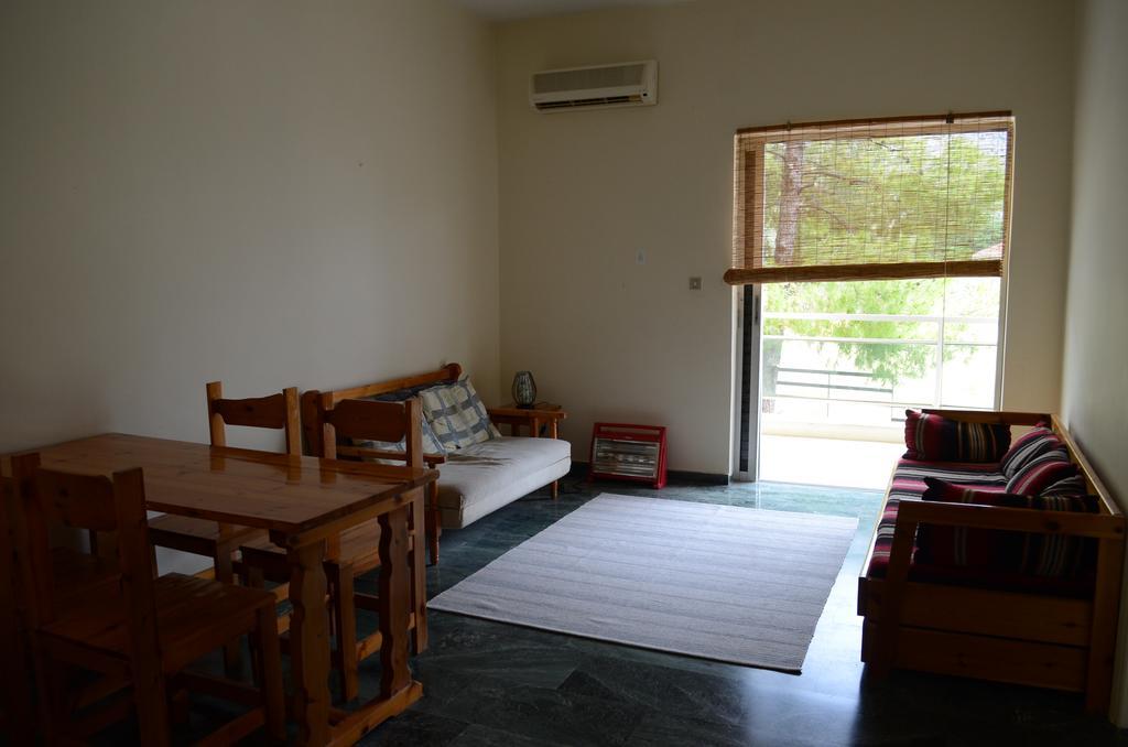 Kineta Apartments Zewnętrze zdjęcie